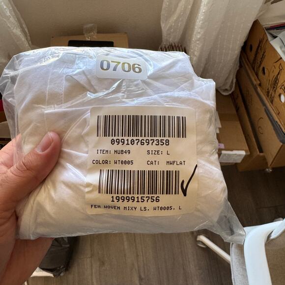 Madewell Puff-Sleeve Drop-Shoulder Knit Top WMNS L White 3/4 Sleeve Relaxed Fit - Picture 8 of 8